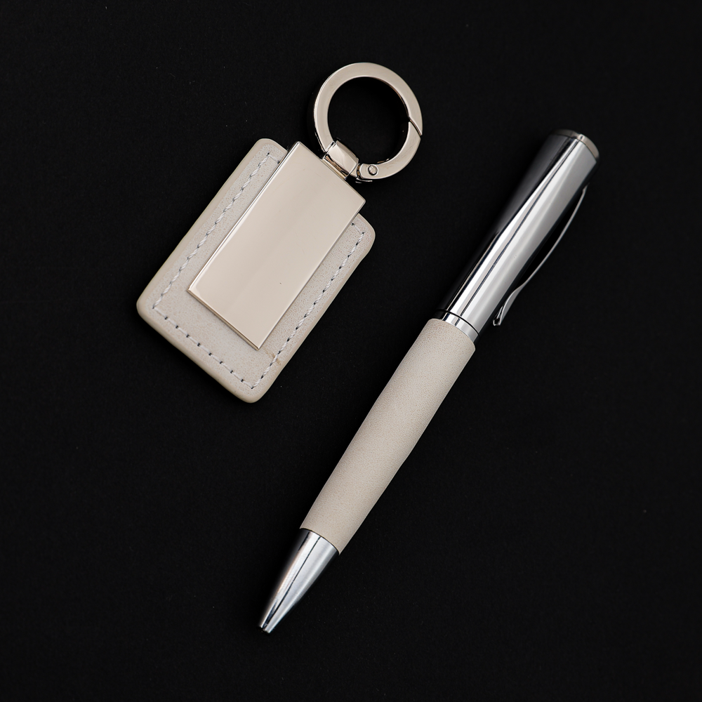 COFFRET CADEAU DE LUXE AVEC STYLO ET PORTE-CLÉS PERSONNALISABLE BLANC