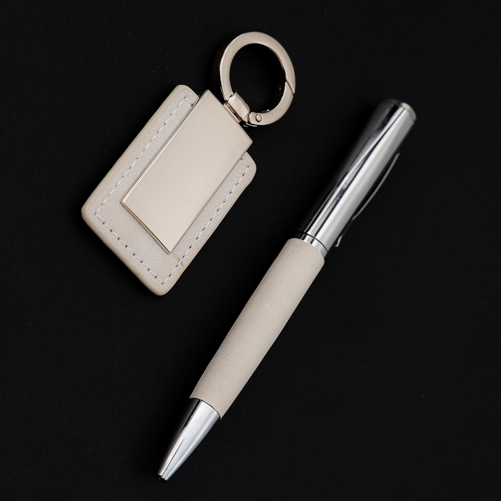 COFFRET CADEAU DE LUXE AVEC STYLO ET PORTE-CLÉS PERSONNALISABLE BLANC